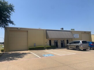 More details for 3105 Lomita Dr, Lancaster, TX - Light Industrial for Rent