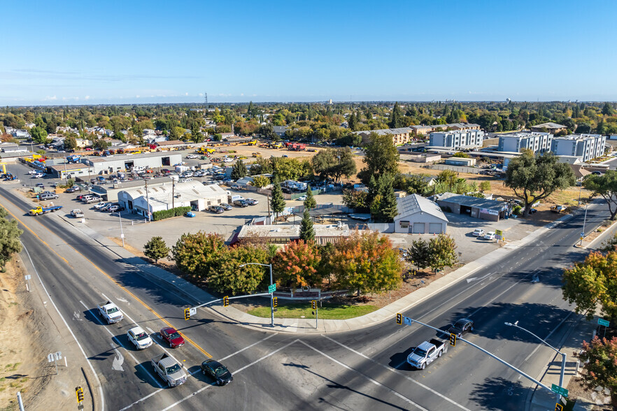 392 W Main St, Woodland, CA for sale - Building Photo - Image 2 of 6