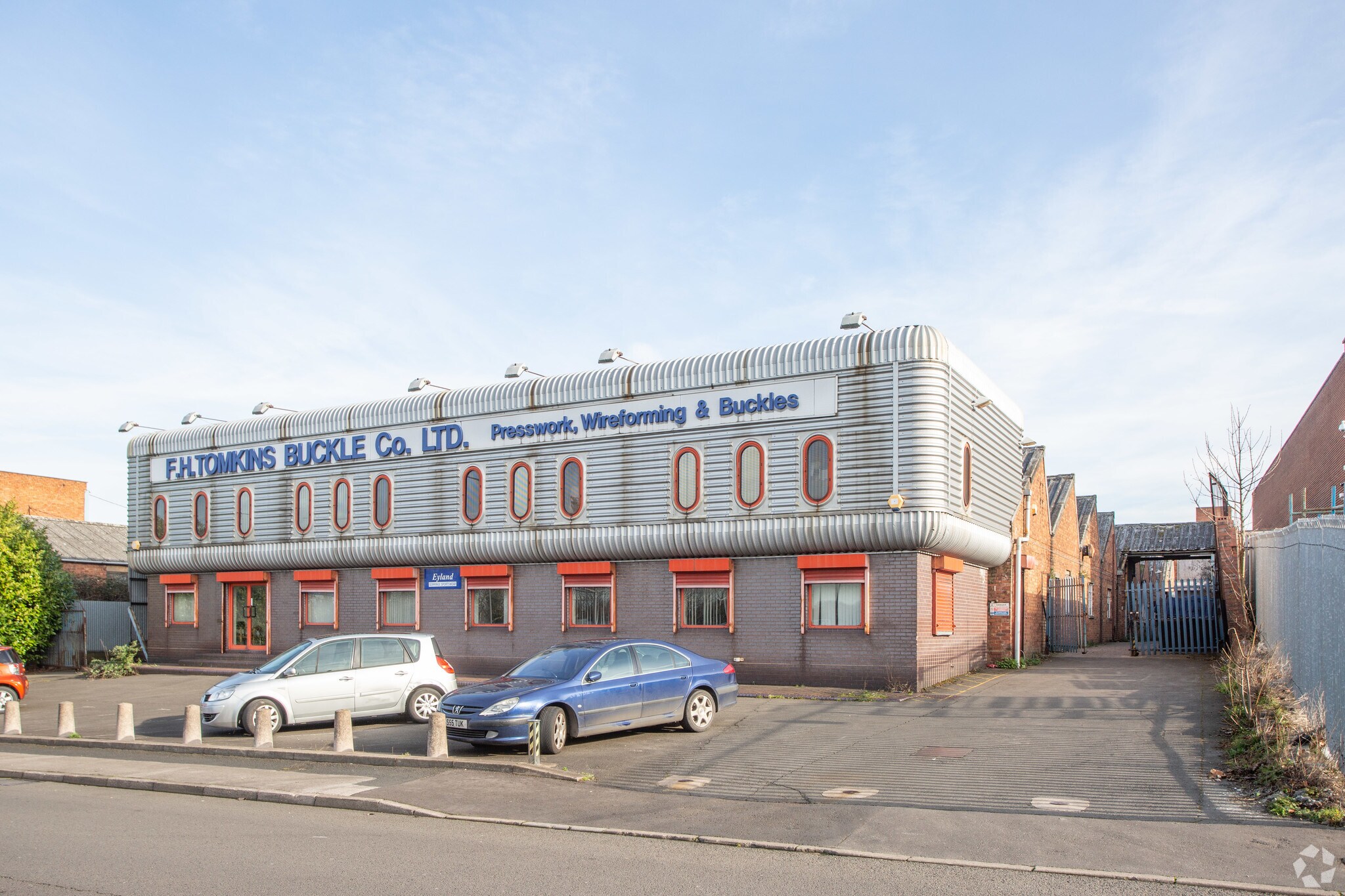 Brockhurst Crescent, Walsall for sale Primary Photo- Image 1 of 1