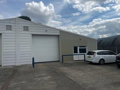 130A-130B Engineer Rd, Westbury to rent Building Photo- Image 1 of 10