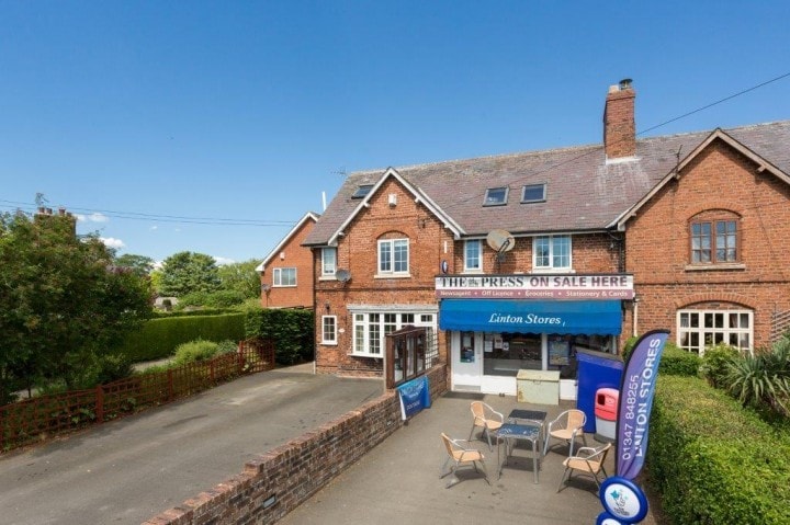 5-6 Main St, Linton On Ouse for sale - Primary Photo - Image 1 of 1