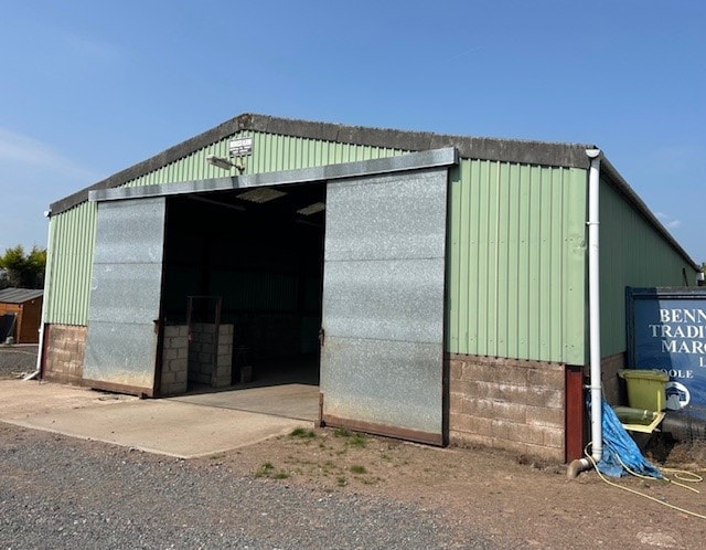 8 Shop Ln, Wolverhampton to rent - Building Photo - Image 1 of 2