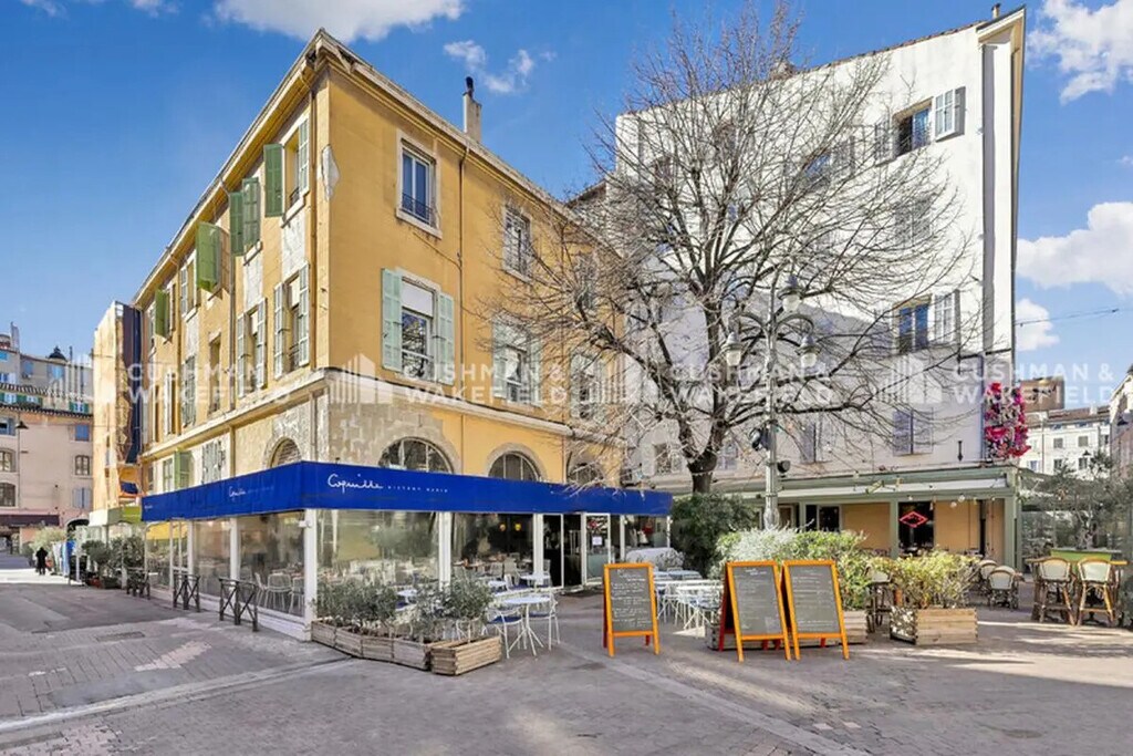 Vente Bureaux 229 m² - Photo 1