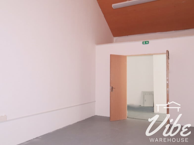 38 Crawley rd, London for sale - Building Photo - Image 1 of 1