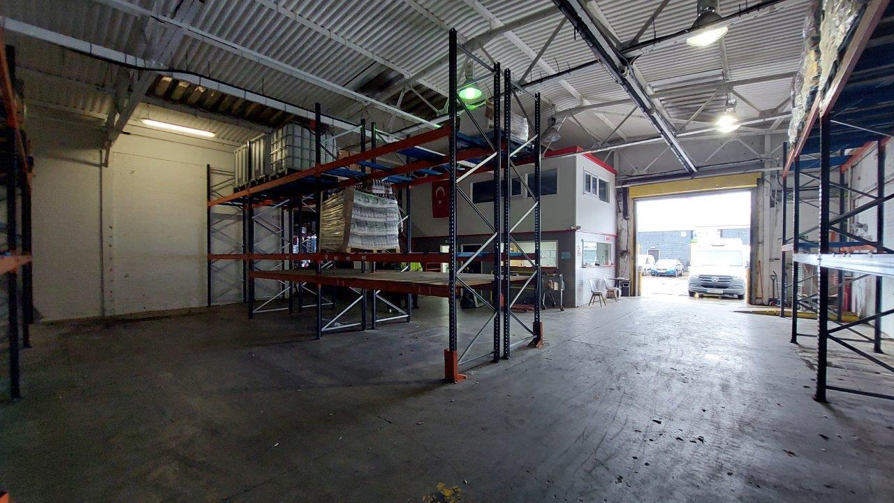 Bentalls, Basildon to rent Interior Photo- Image 1 of 6