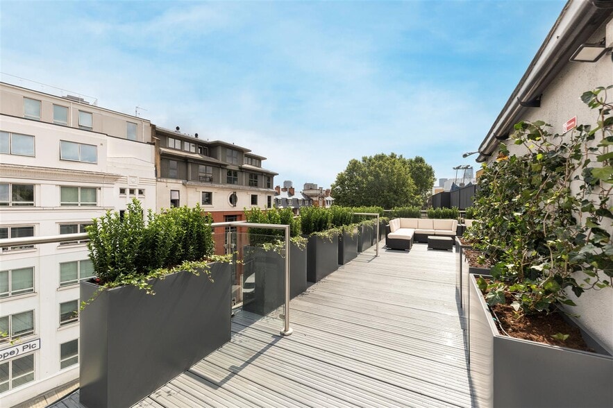 235-237 Vauxhall Bridge Rd, London to rent - Building Photo - Image 3 of 10