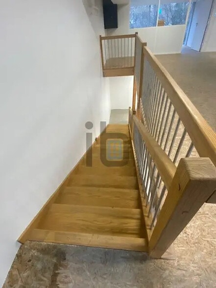 Retail in Boulogne-Billancourt to rent - Building Photo - Image 3 of 6