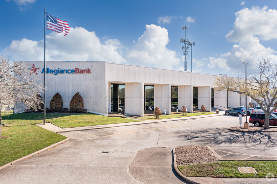 2200 NASA Pky, Houston, TX for rent - Building Photo - Image 1 of 5