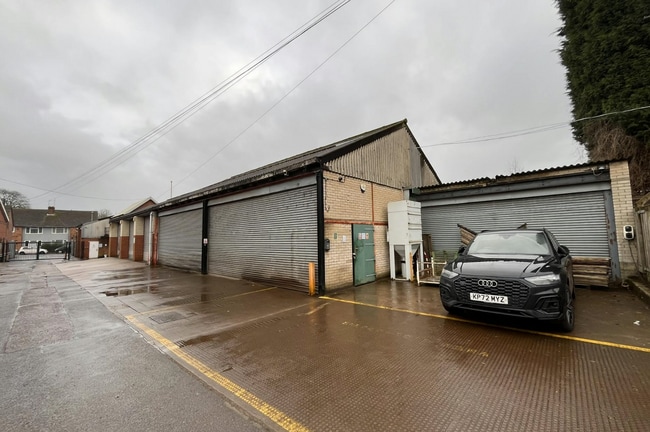 More details for 206-208 Bellingdon Road – for Sale, Chesham