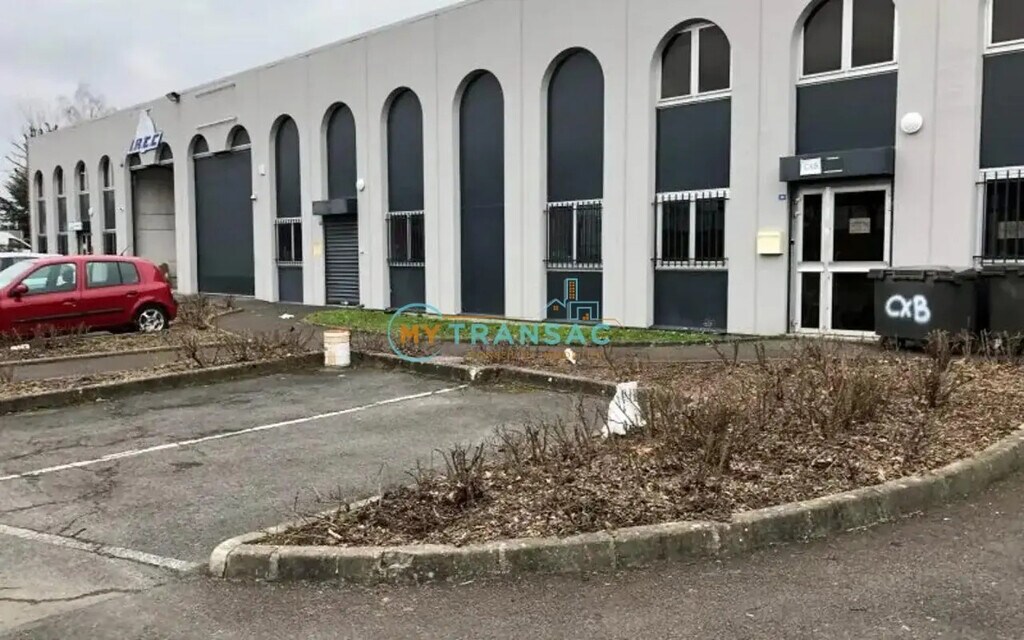 Location Local d'activités 530 m² à 1 160 m² - Photo 1