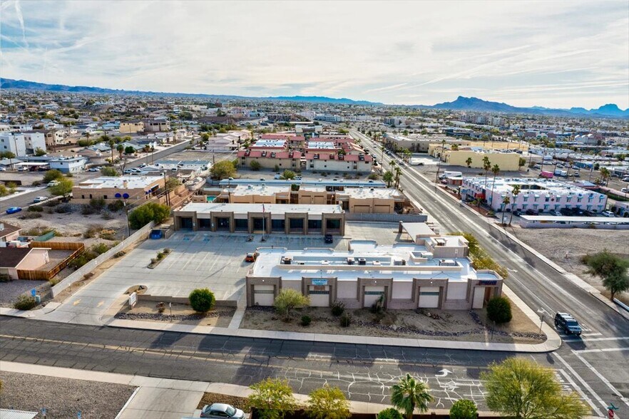 2035 Mesquite Ave, Lake Havasu City, AZ for sale - Building Photo - Image 2 of 59