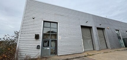 Hazel Rd, Southampton to rent Building Photo- Image 2 of 6