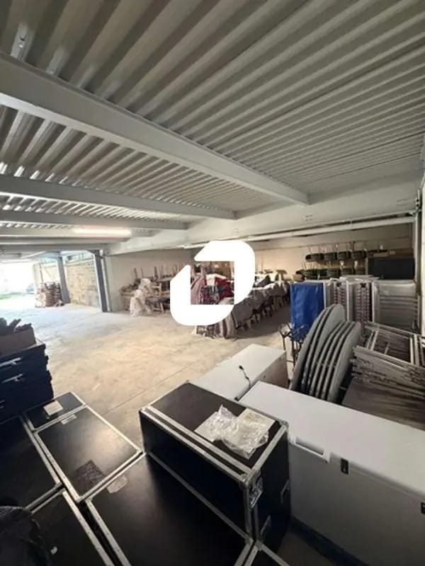 Light Industrial in Neuilly-Plaisance to rent Building Photo- Image 1 of 12