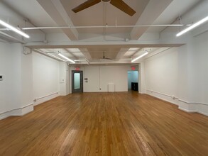 242 W 27th St, New York, NY for sale Interior Photo- Image 2 of 4