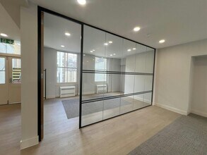 16 Hanover Sq, London to rent Interior Photo- Image 2 of 3
