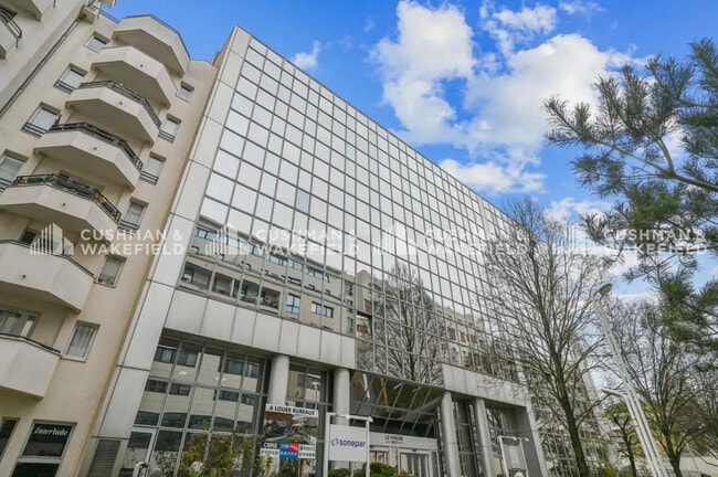 Vente Bureaux 348 m² à 758 m²