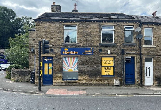 More details for 3 Huddersfield Rd, Honley - Retail to Rent