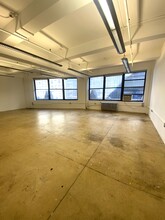 330 W 38th St, New York, NY for rent Interior Photo- Image 1 of 4