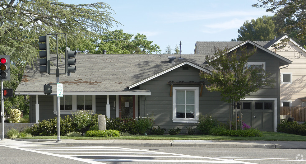 300 Diablo Rd, Danville, CA for rent - Primary Photo - Image 1 of 4