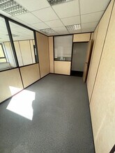 4 Allée Kepler, Champs-sur-Marne to rent Interior Photo- Image 2 of 3