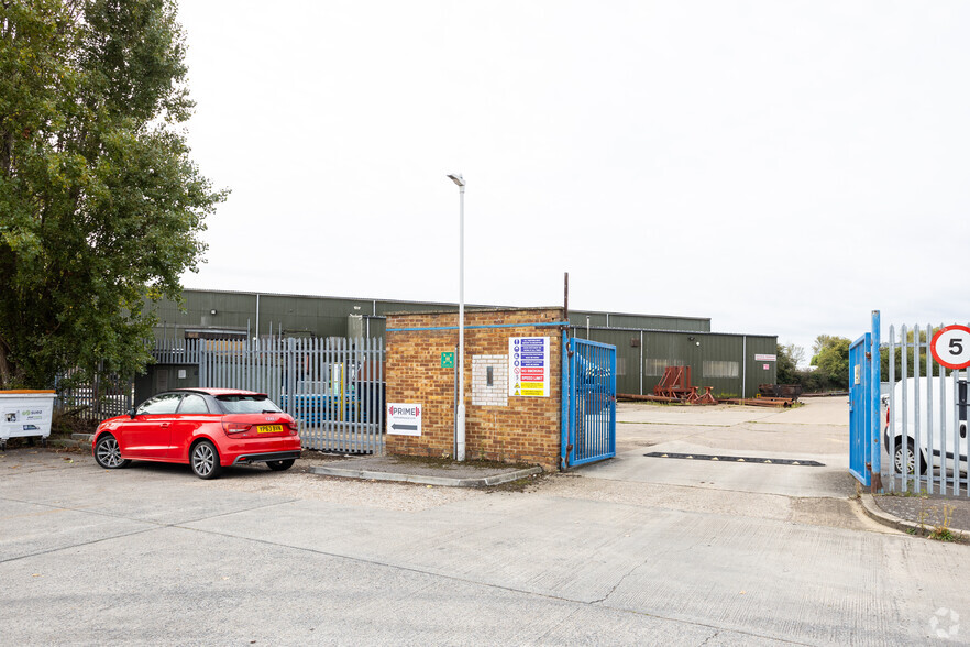 3 Tyler Way, Whitstable for rent - Building Photo - Image 1 of 9