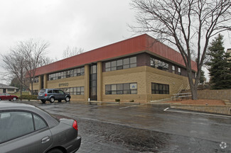 More details for 21140 W Capitol Dr, Brookfield, WI - Office for Rent