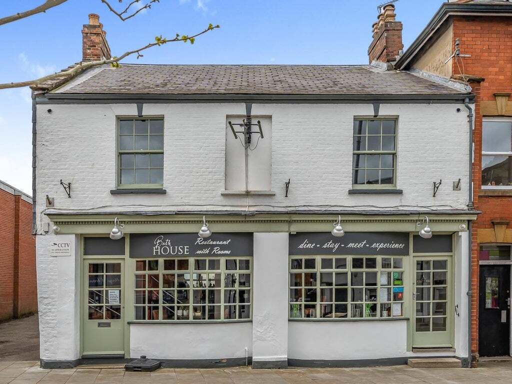 28 Holyrood St, Chard for sale Building Photo- Image 1 of 1