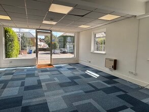 96 Westborough Rd, Maidenhead to rent Interior Photo- Image 1 of 2