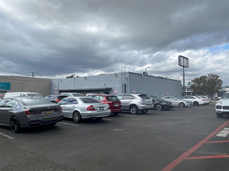 1921019212 Ventura Blvd, Tarzana 91356