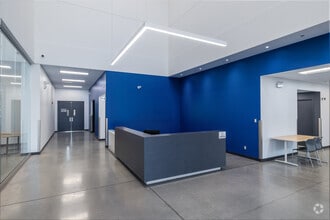 970-980 Pl Paul-Kane, Laval, QC to rent Interior Photo- Image 2 of 11