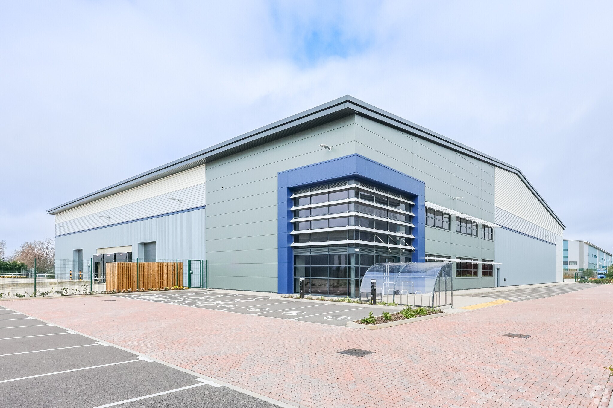 Spartan Close, Leamington Spa for sale Primary Photo- Image 1 of 1