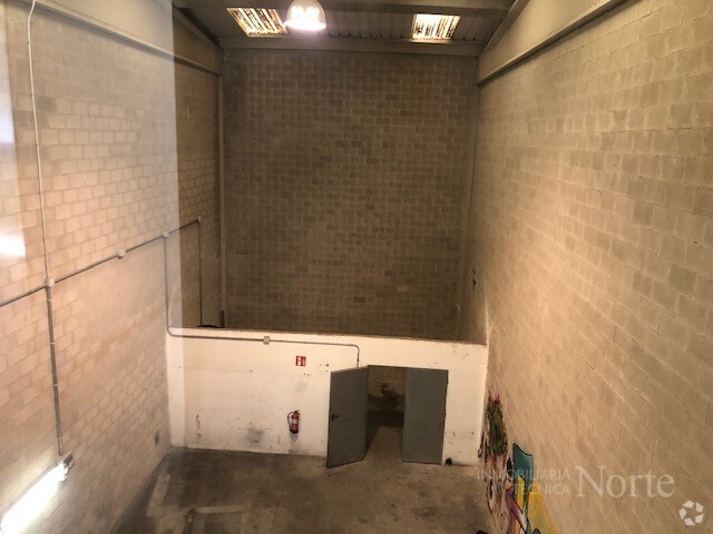 Algete, MAD 28119 - Unit Puerta 03, Esc. 1 - - Interior Photo - Image 1 of 5