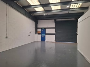 Woodbine St, Rochdale to rent Interior Photo- Image 2 of 2