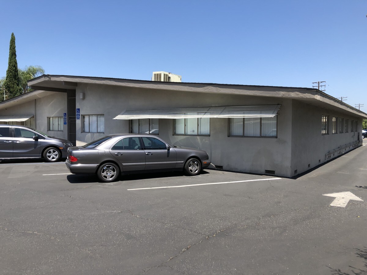 1520 E Lincoln Ave, Anaheim 92805 UK