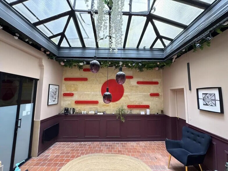 Retail in Bordeaux for sale - Building Photo - Image 2 of 6