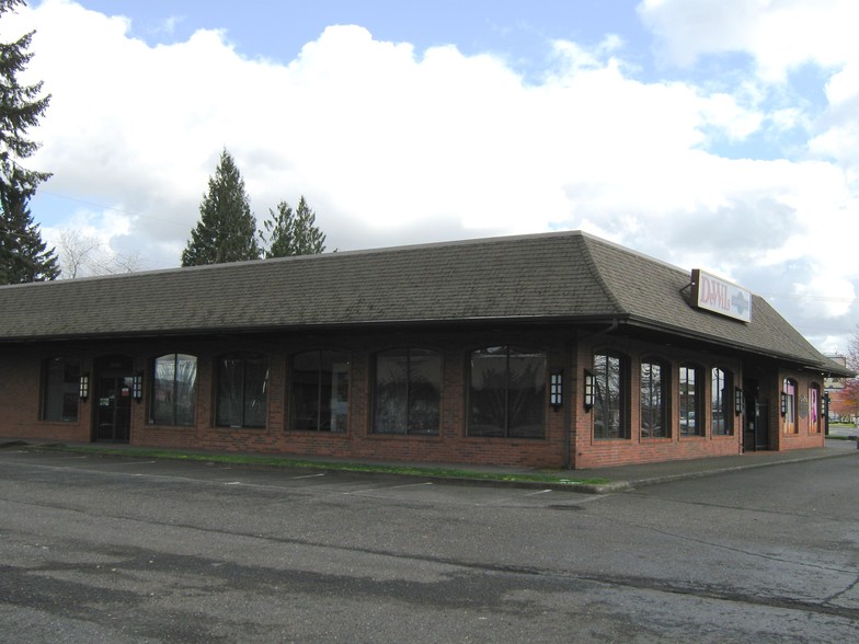 11012 NE Fourth Plain Blvd, Vancouver, WA for sale - Building Photo - Image 3 of 5