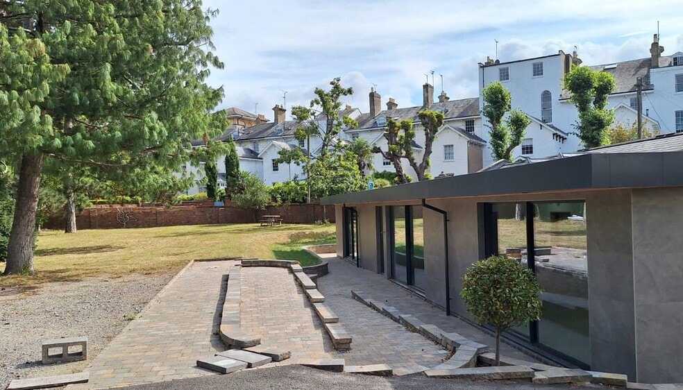 Lansdown Rd, Cheltenham to rent - Building Photo - Image 2 of 5