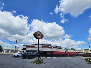 1465 Forest Ave, Staten Island, NY for rent Building Photo- Image 1 of 1