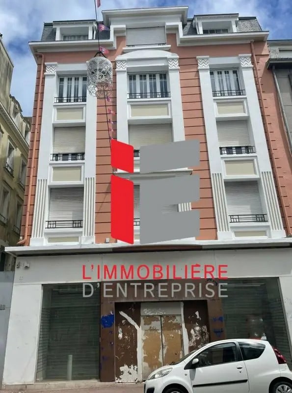 Vente Bureaux 839 m² - Photo 1