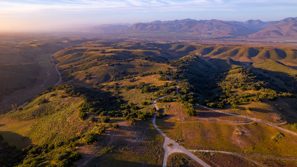 21 Long Canyon, Santa Maria, CA for sale - Building Photo - Image 2 of 38