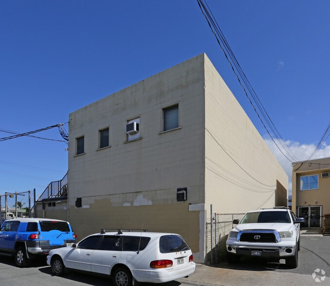 303 Kalihi St, Honolulu, HI for rent - Building Photo - Image 2 of 3