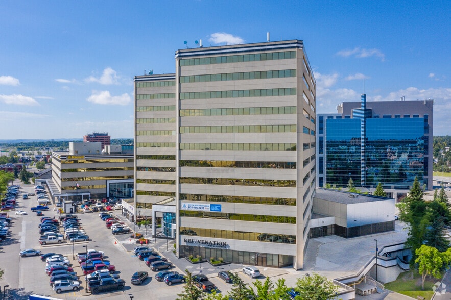 10201 Southport Rd SW, Calgary, AB to rent - Building Photo - Image 2 of 16