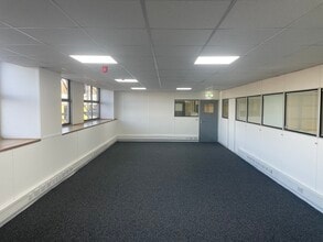 New York Way, Newcastle Upon Tyne to rent Interior Photo- Image 2 of 10