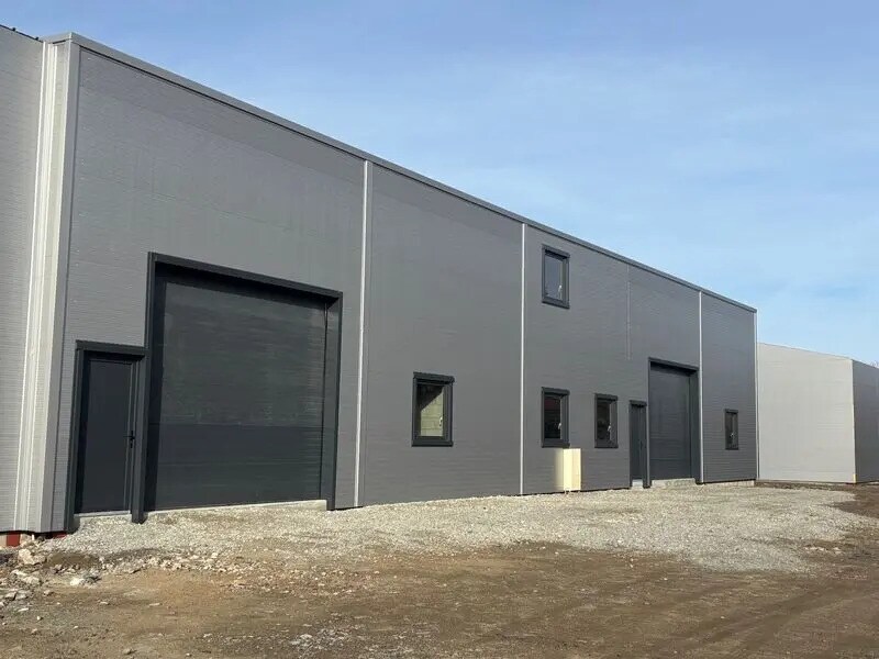 Light Industrial in Savigneux for sale Building Photo- Image 1 of 6