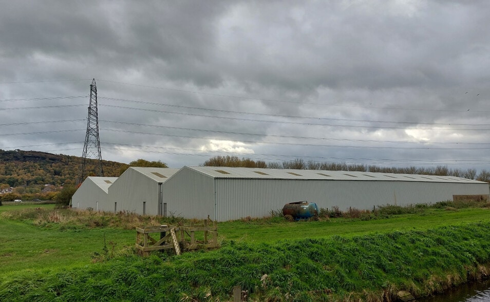 Lower Rake Ln, Frodsham to rent - Building Photo - Image 2 of 11
