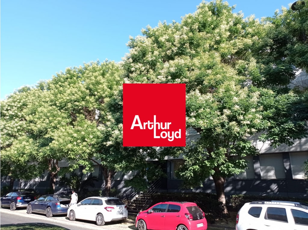 Location Bureaux 90 m² - Photo 1
