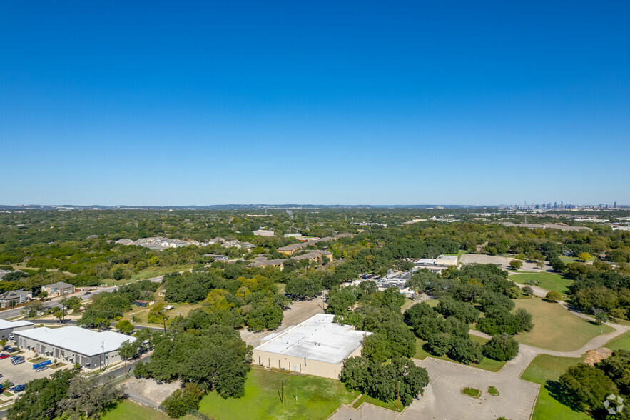 7415 Circle S Rd, Austin, TX for rent - Aerial - Image 2 of 3