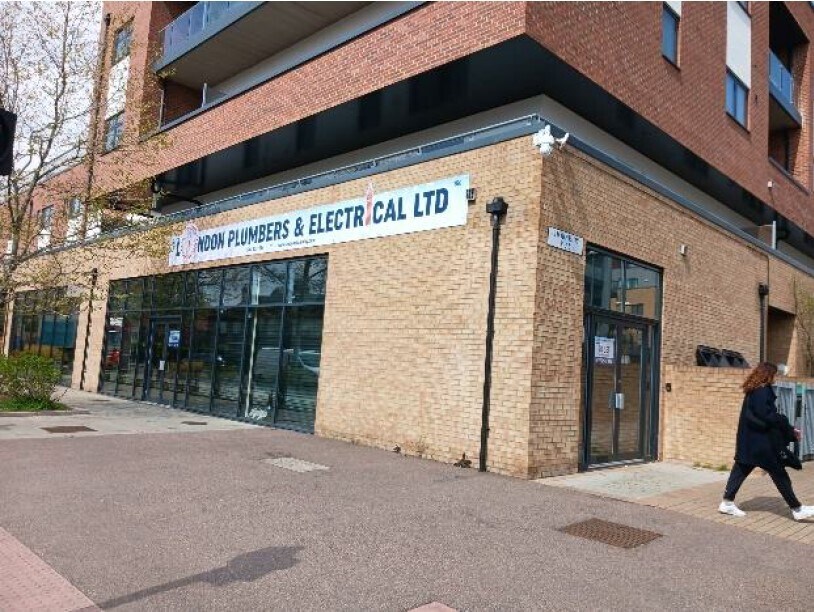 Billet Rd, London for sale Primary Photo- Image 1 of 1