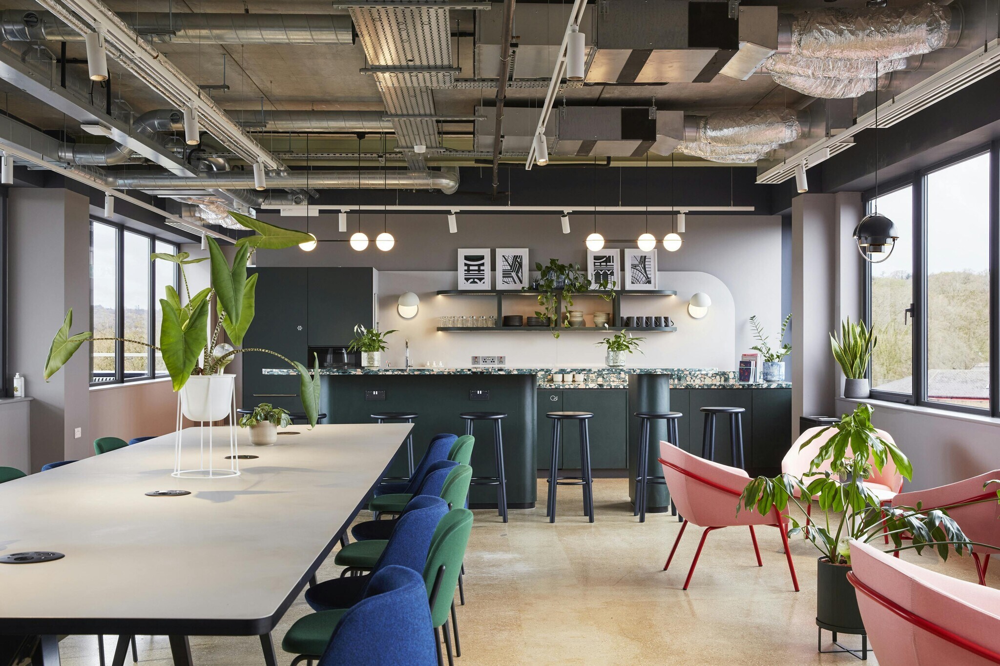 50 Station Rd, London to rent Building Photo- Image 1 of 10