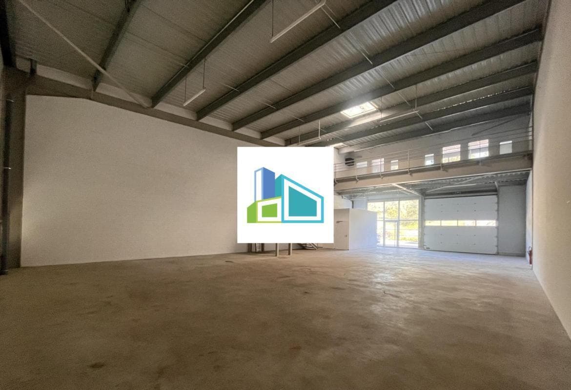 Industrial in La Ciotat to rent Interior Photo- Image 1 of 5